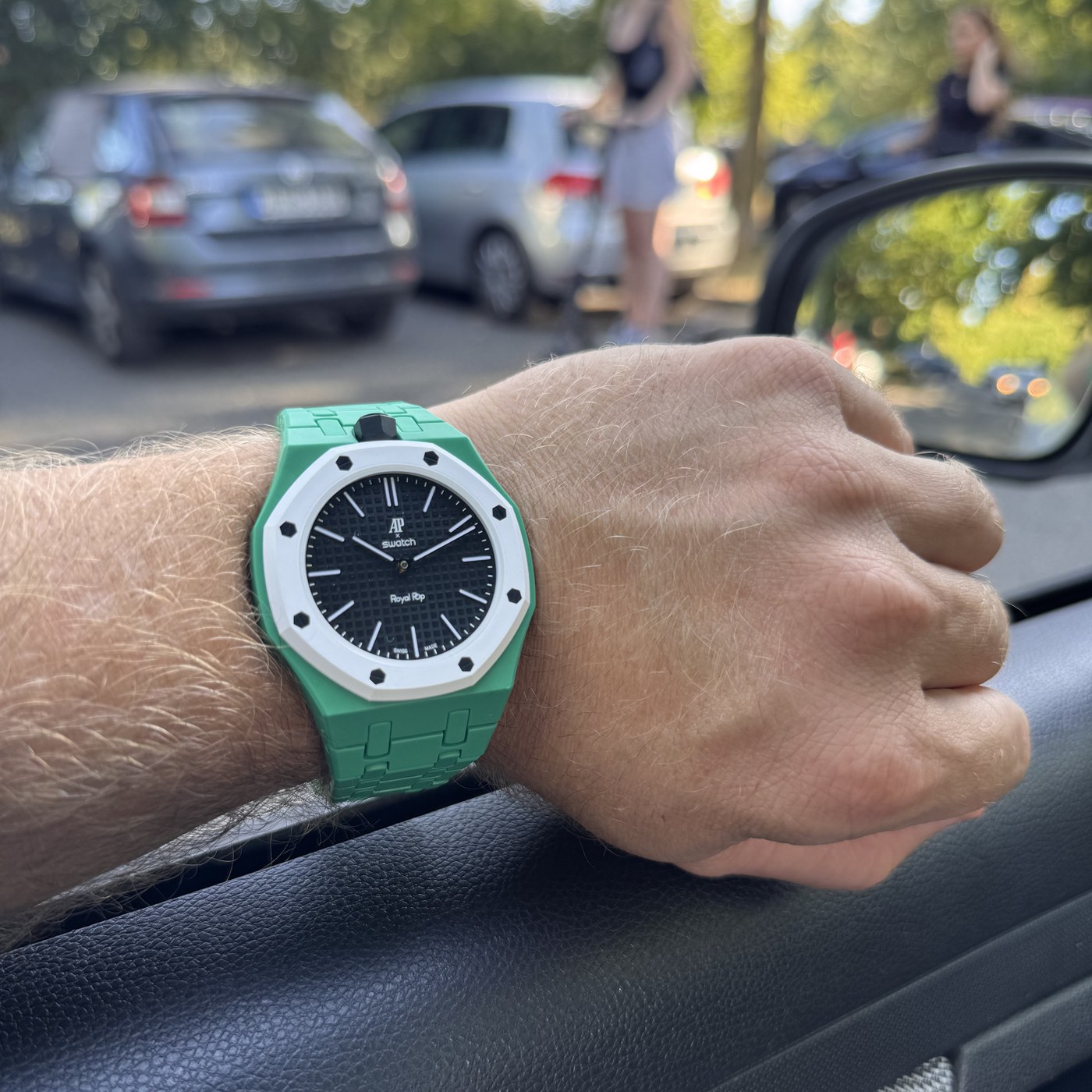 Royal POP mit SHIFTED Armband in der Freizeit
